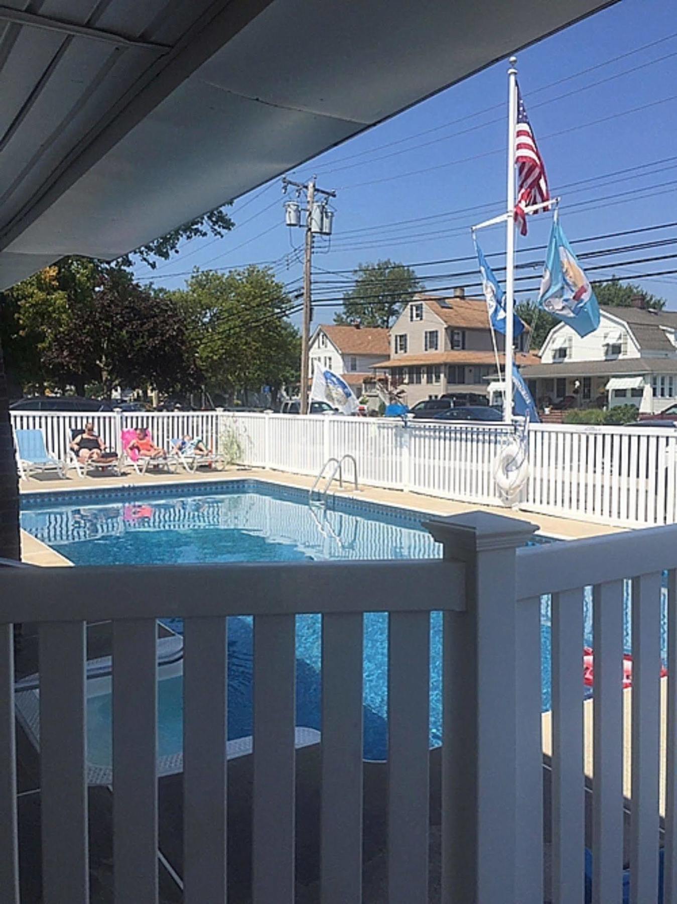 Pelican Point Motel Point Pleasant Beach Exterior photo