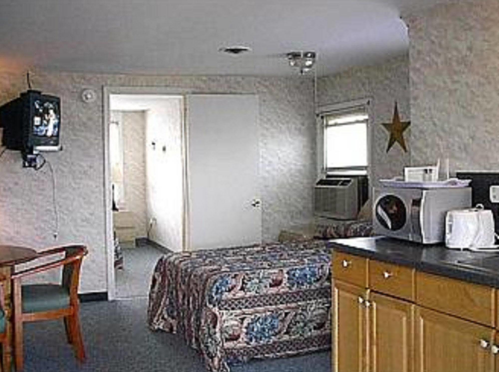 Pelican Point Motel Point Pleasant Beach Room photo
